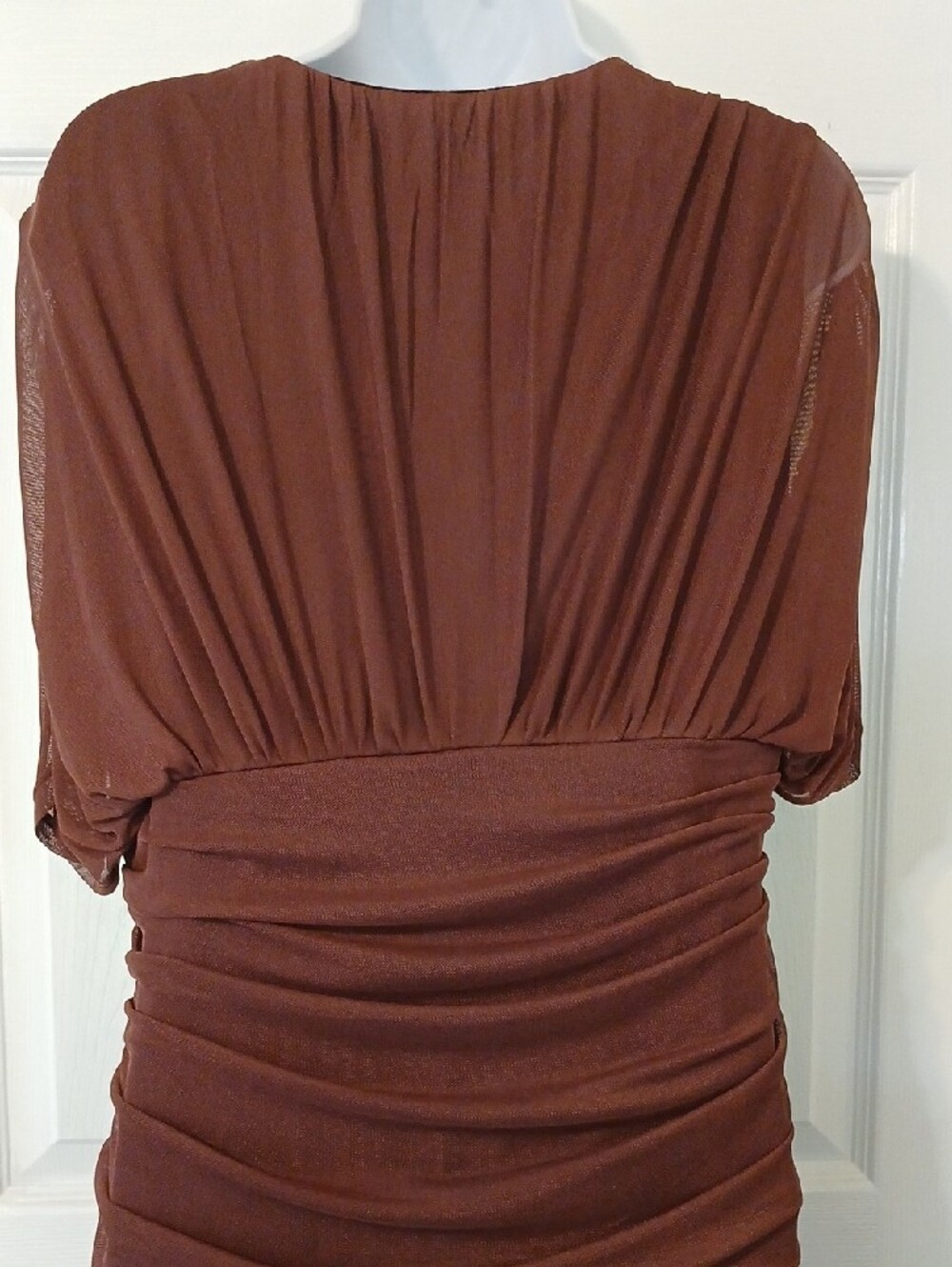 Elegant  Evening Dress! - Picture 6 of 7